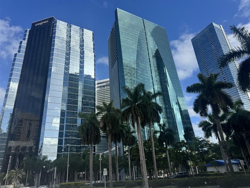Cardone Global Advisory Office - 1221 Brickell Avenue